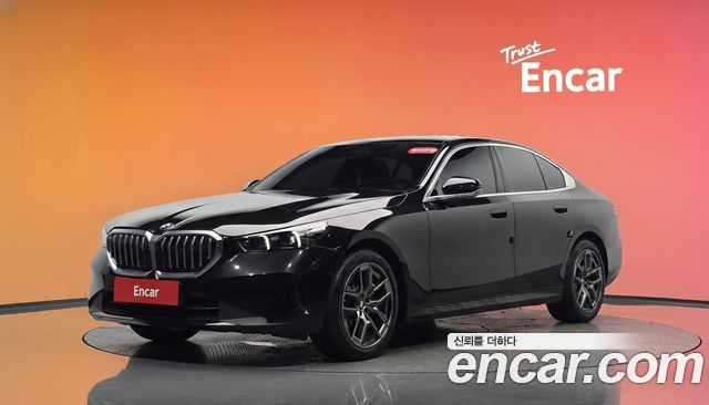 BMW 5-Series 520i