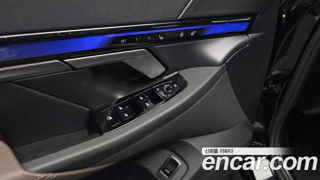BMW 5-Series 520i