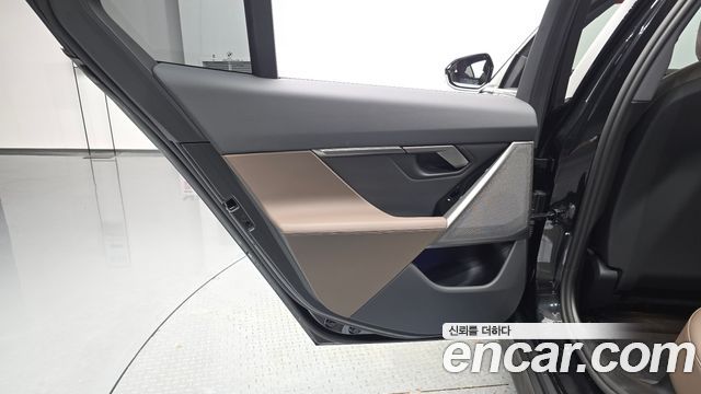 BMW 5-Series 520i