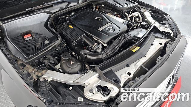 Mercedes-Benz E-Class E300 Avantgarde