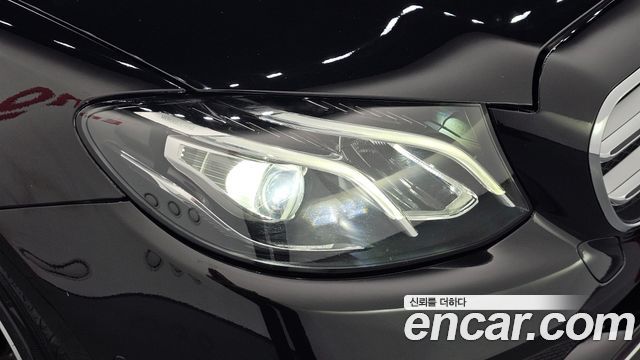 Mercedes-Benz E-Class E300 Avantgarde