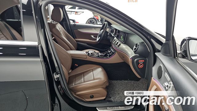 Mercedes-Benz E-Class E300 Avantgarde