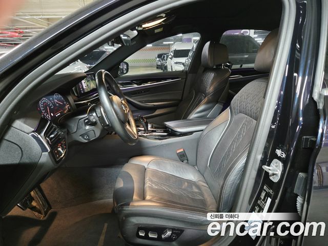 BMW 5-Series 530i M Sport Package Plus