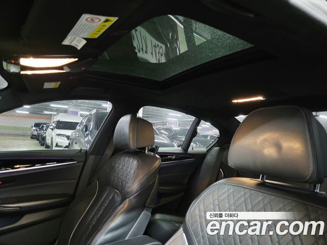 BMW 5-Series 530i M Sport Package Plus