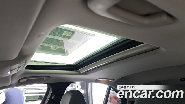 Mercedes-Benz E-Class E300 4MATIC Avnatgarde
