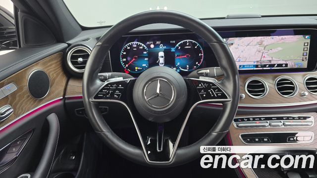 Mercedes-Benz E-Class E220d 4MATIC Exclusive