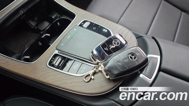 Mercedes-Benz E-Class E220d 4MATIC Exclusive