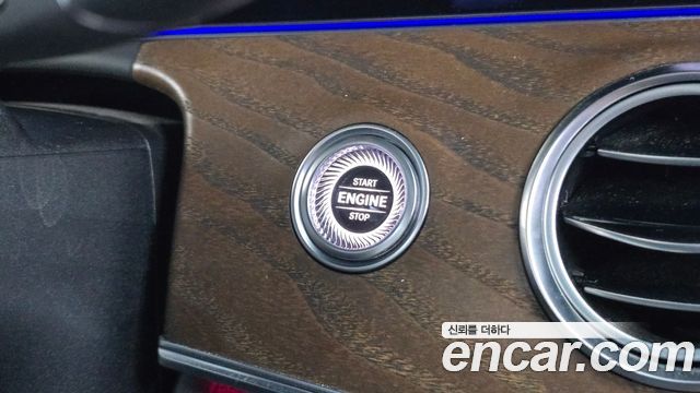 Mercedes-Benz E-Class E220d 4MATIC Exclusive