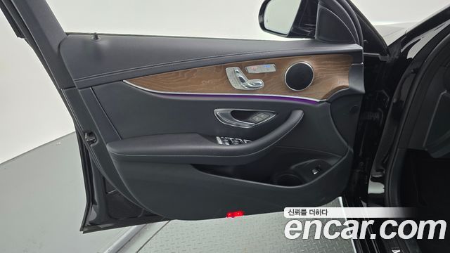 Mercedes-Benz E-Class E220d 4MATIC Exclusive