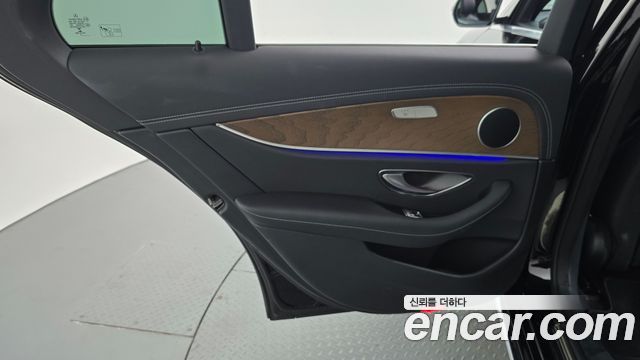 Mercedes-Benz E-Class E220d 4MATIC Exclusive