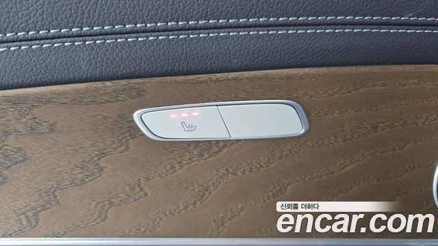 Mercedes-Benz E-Class E220d 4MATIC Exclusive
