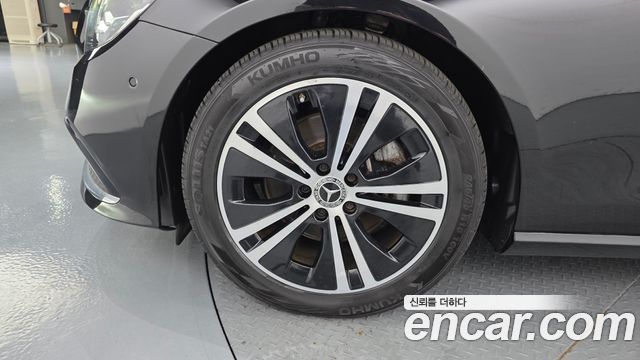Mercedes-Benz E-Class E250 Avantgarde