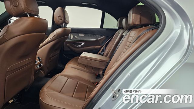 Mercedes-Benz E-Class E350 4MATIC Avantgarde
