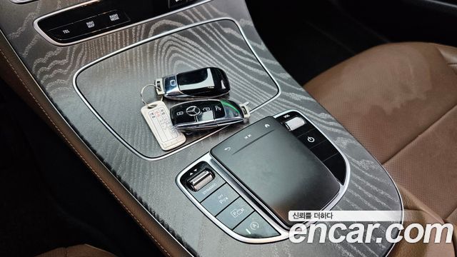 Mercedes-Benz E-Class E350 4MATIC Avantgarde