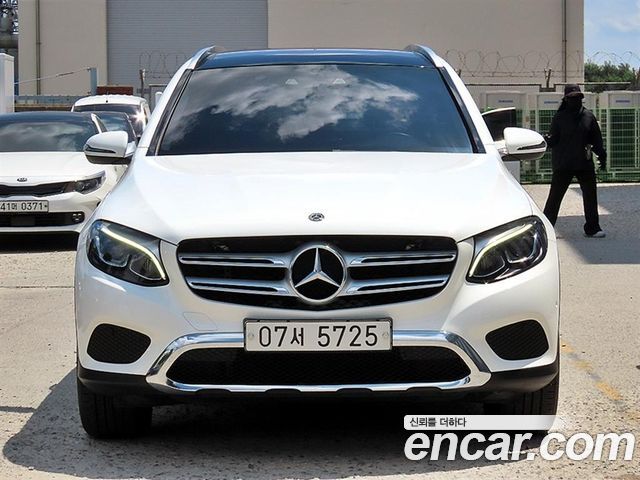 Mercedes-Benz GLC-Class GLC220 d 4MATIC