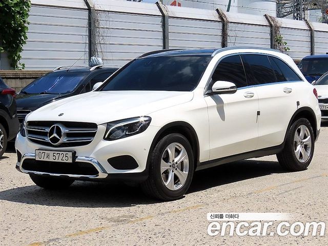 Mercedes-Benz GLC-Class GLC220 d 4MATIC