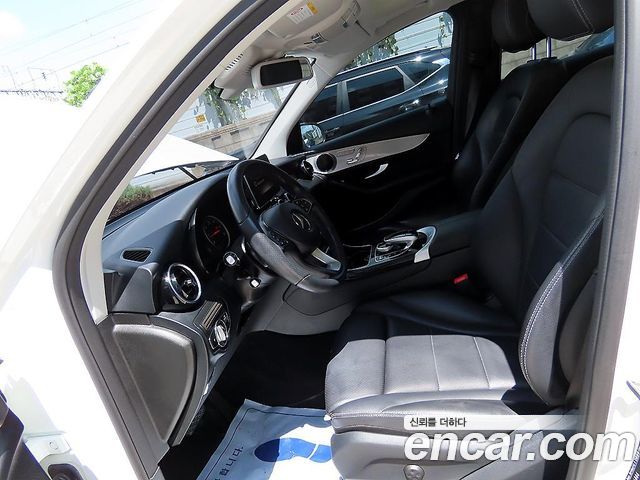 Mercedes-Benz GLC-Class GLC220 d 4MATIC