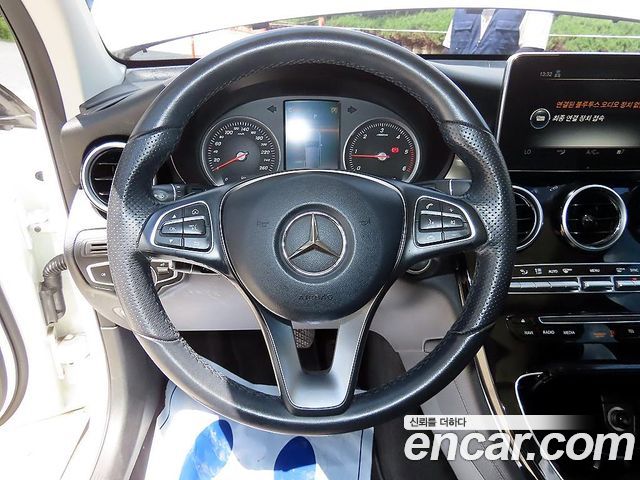 Mercedes-Benz GLC-Class GLC220 d 4MATIC