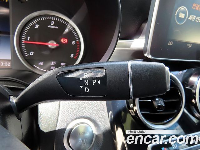 Mercedes-Benz GLC-Class GLC220 d 4MATIC