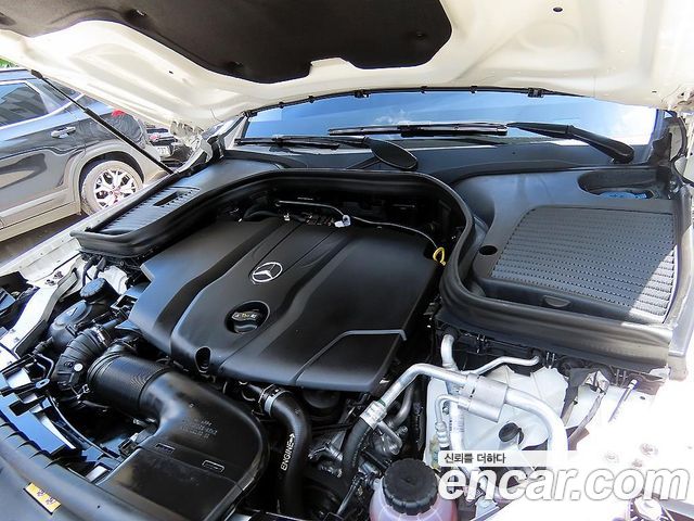 Mercedes-Benz GLC-Class GLC220 d 4MATIC