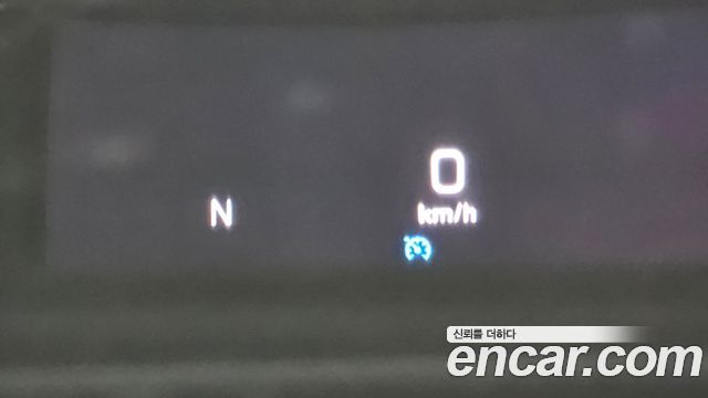 Mercedes-Benz E-Class E300 4MATIC Exclusive