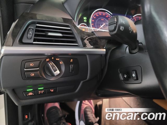 BMW 6Series (F12) 650i Convertible