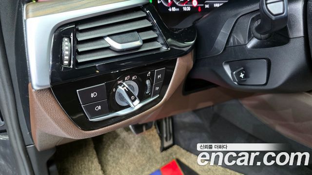 BMW 5-Series 520i M Sport