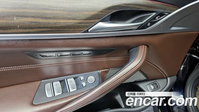 BMW 5-Series 520i M Sport