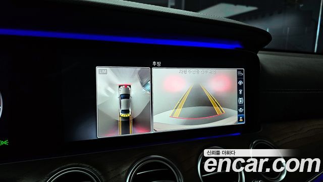 Mercedes-Benz E-Class E300 4MATIC Exclusive
