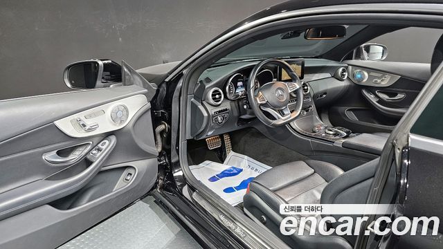 Mercedes-Benz C-Class C200 Coupe