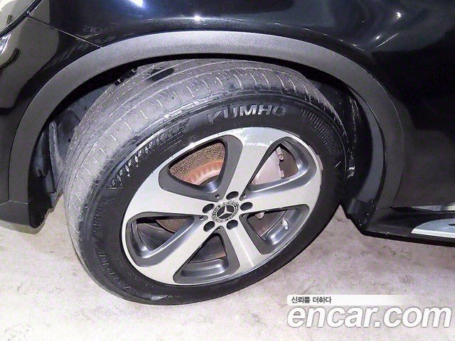 Mercedes-Benz GLC-Class GLC300 4MATIC