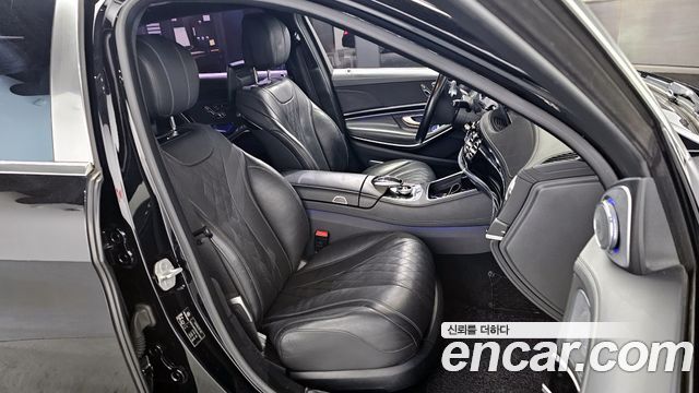 Mercedes-Benz S-Class Maybach S500 4MATIC