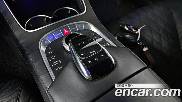 Mercedes-Benz S-Class Maybach S500 4MATIC