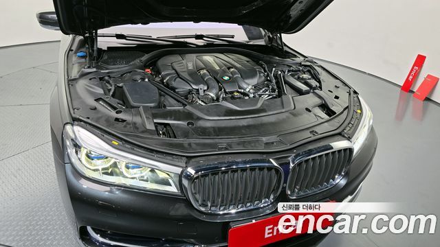 BMW 7-Series 750Li xDrive Premium