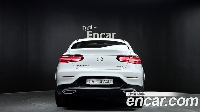 Mercedes-Benz GLC-Class GLC220 d 4MATIC Coupe