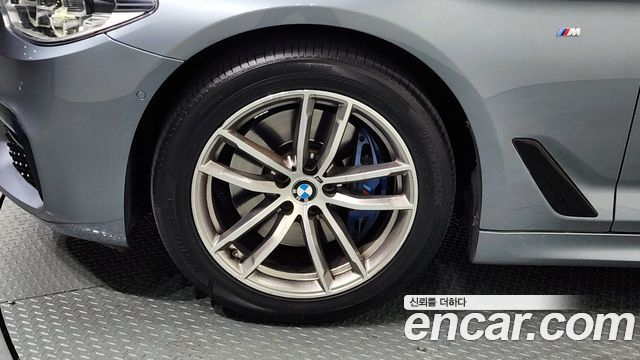 BMW 5-Series 530i M Sport Package
