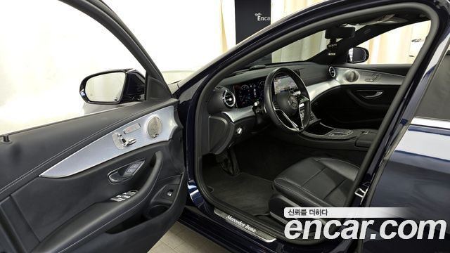 Mercedes-Benz E-Class E350 4MATIC Avantgarde