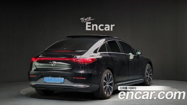 Mercedes-Benz EQE EQE350+