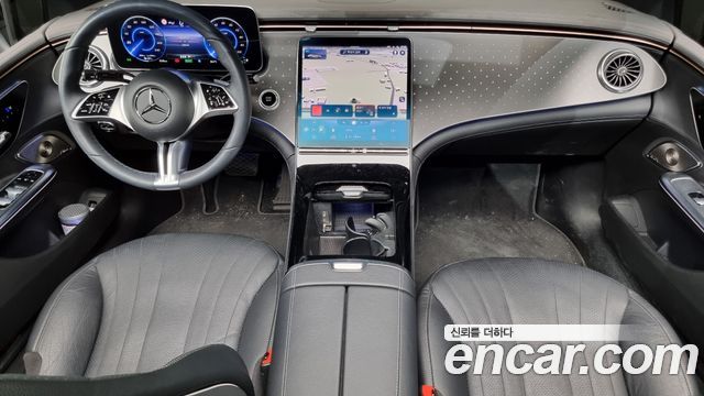 Mercedes-Benz EQE EQE350+