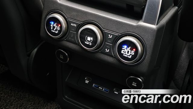 Land Rover Discovery 3.0 SD6 HSE Luxury