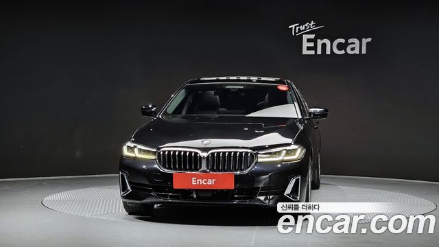 BMW 5-Series 530i Luxury