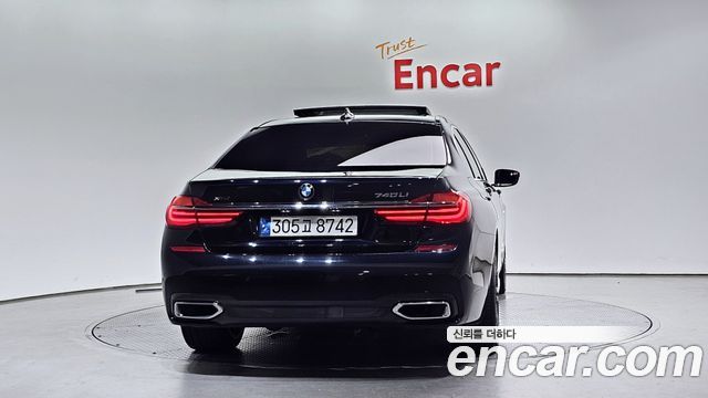 BMW 7-Series 740Li xDrive M Sport Package
