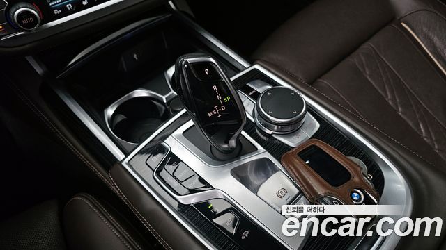 BMW 7-Series 740Li xDrive M Sport Package