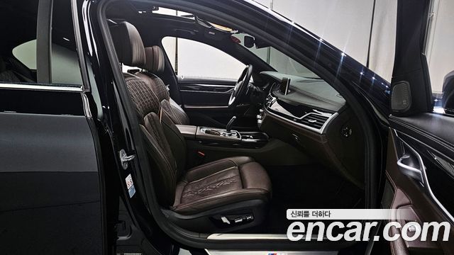 BMW 7-Series 740Li xDrive M Sport Package