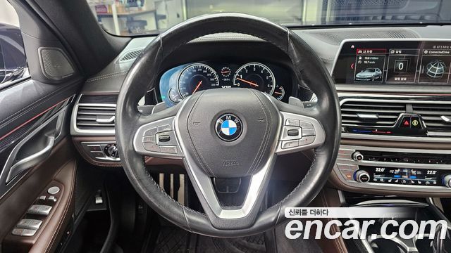 BMW 7-Series 740Li xDrive M Sport Package