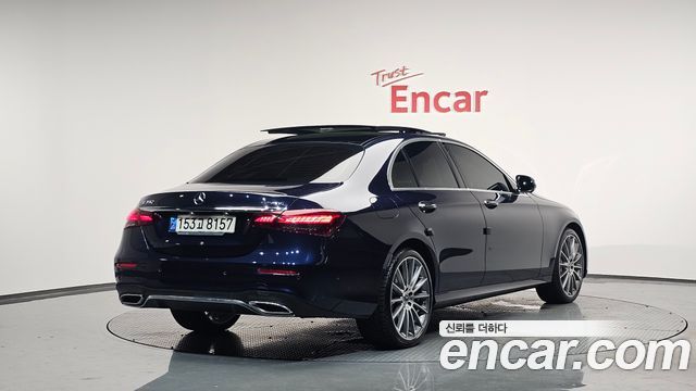 Mercedes-Benz E-Class E350 4MATIC AMG Line