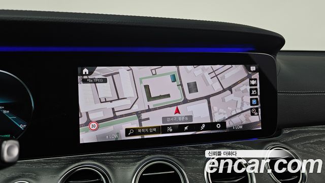 Mercedes-Benz E-Class E350 4MATIC AMG Line