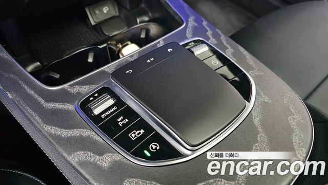 Mercedes-Benz E-Class E350 4MATIC AMG Line