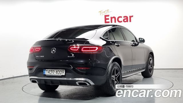 Mercedes-Benz GLC-Class GCL300 4MATIC Coupe