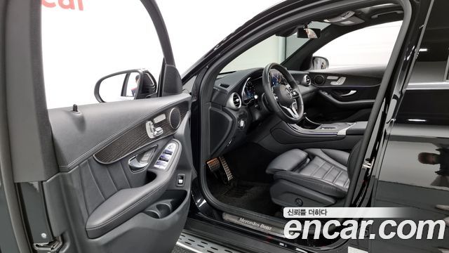 Mercedes-Benz GLC-Class GCL300 4MATIC Coupe